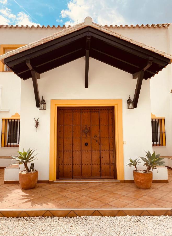 مبيت وإفطار ماربيا Casa Capricornio المظهر الخارجي الصورة
