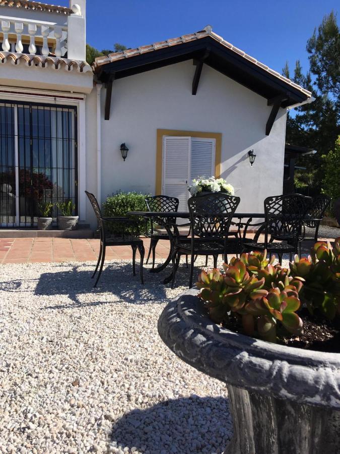مبيت وإفطار ماربيا Casa Capricornio المظهر الخارجي الصورة